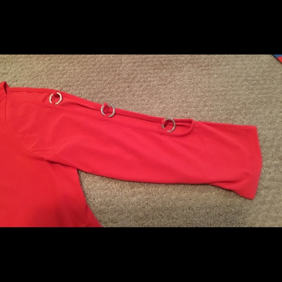Three-quarter length, open arm, hot pink top - Picture 2 of 3